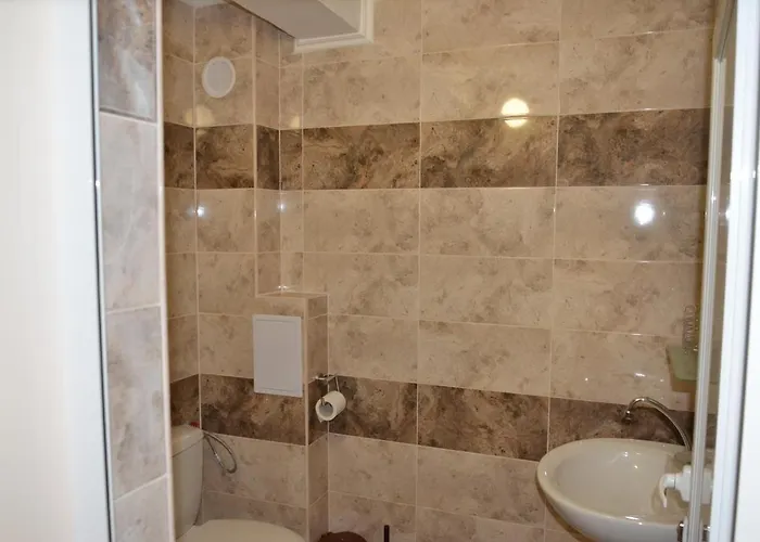 The White House! A Good Pleace For Rest! Πανσιόν Πριμόρσκο